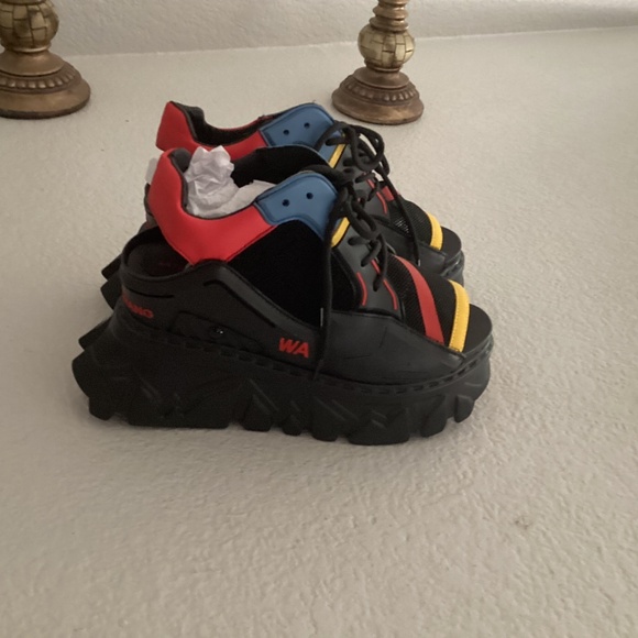 Anthony Wang Collection Gooseberry-01, Platform, Size 10, Color Black NEW - Picture 2 of 4